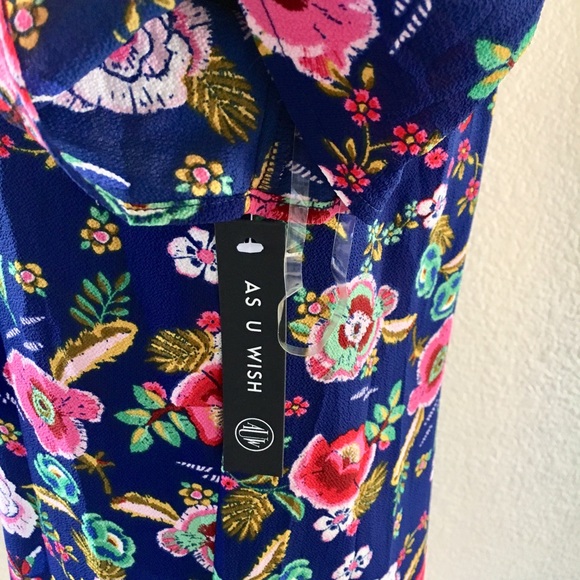 NWT || Boutique floral dress - Picture 6 of 8